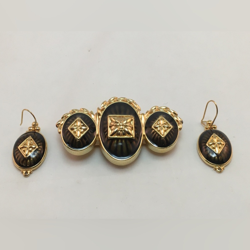 Monet Gold-tone and Green/Black Earrings & Brooch Pin Set